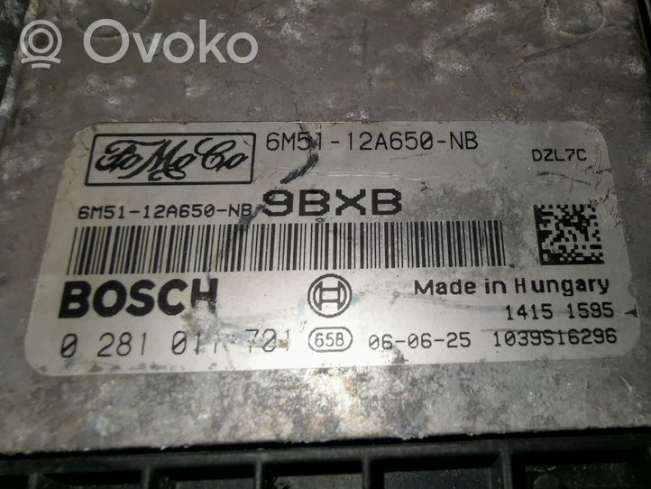 Ford Focus Sterownik / Moduł ECU 0281011701