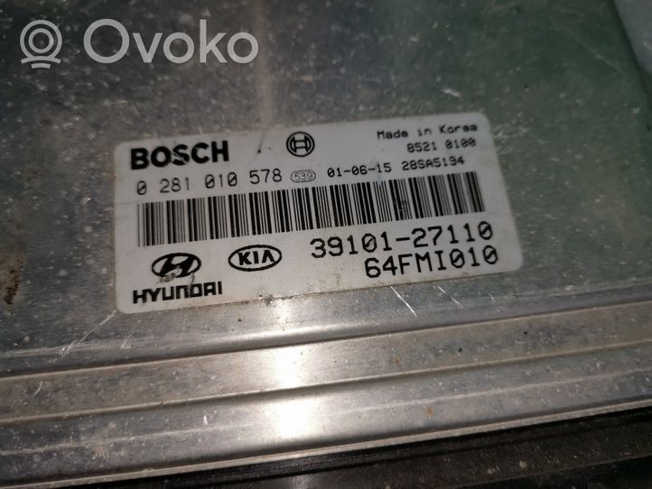 Hyundai Trajet Dzinēja vadības bloks 0281010578