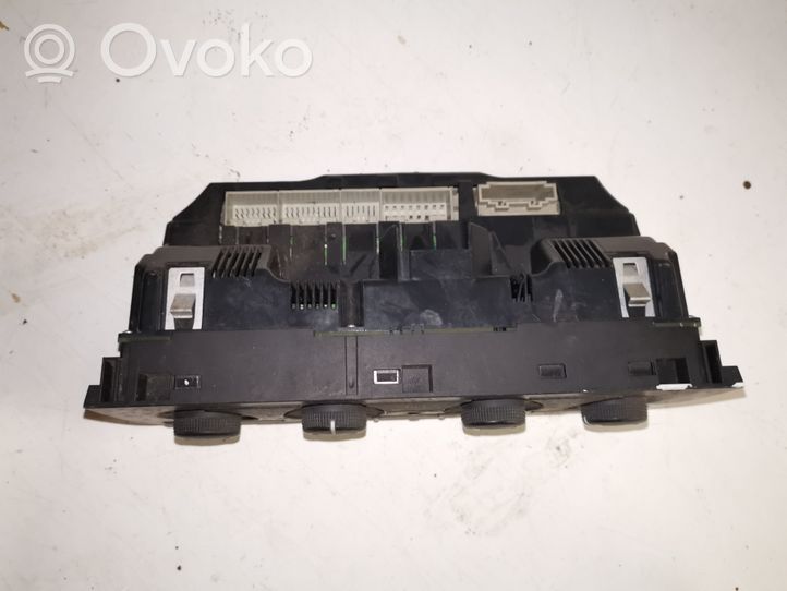 Audi A6 S6 C6 4F Oro kondicionieriaus/ klimato/ pečiuko valdymo blokas (salone) 4F2820043K