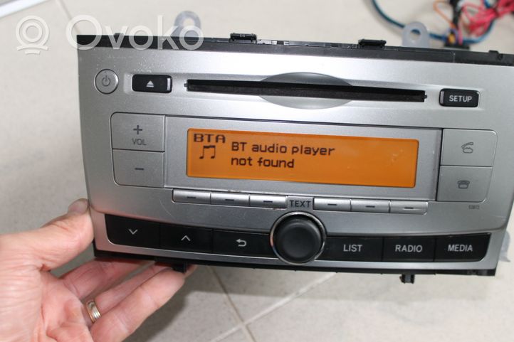 Toyota Avensis T270 Radio / CD/DVD atskaņotājs / navigācija 8612005220