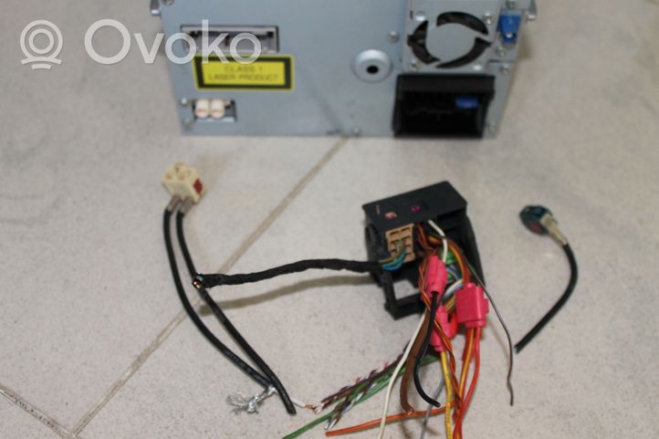 Audi A4 S4 B7 8E 8H Sound system wiring loom 3B7035444