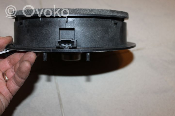 Audi A4 Allroad Haut-parleur de porte avant 8R0035415A