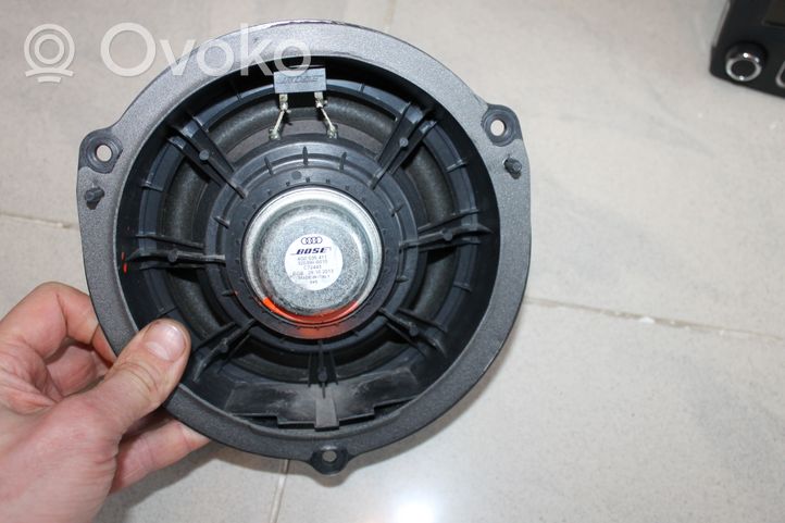 Audi A6 Allroad C7 Takaoven kaiutin 4G0035411