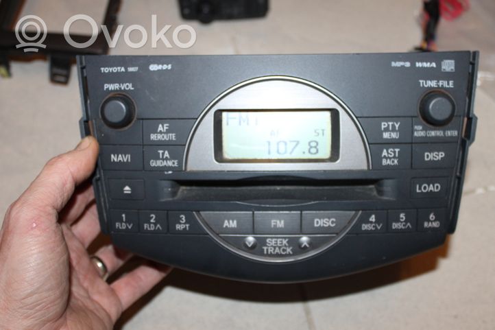 Toyota RAV 4 (XA30) Radio/CD/DVD/GPS-pääyksikkö 8612042220