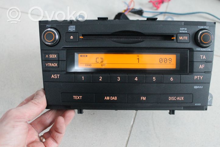 Toyota Avensis T270 Radio/CD/DVD/GPS-pääyksikkö 8612005150