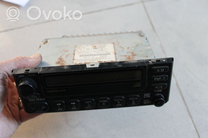 Toyota Yaris Radio/CD/DVD/GPS-pääyksikkö 8612052060