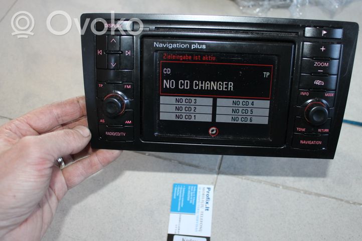 Audi A8 S8 D2 4D Unité principale radio / CD / DVD / GPS 4D0035192E