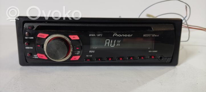 Volkswagen PASSAT B5.5 Radio/CD/DVD/GPS-pääyksikkö PIONEER