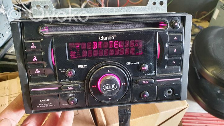 KIA Sorento Panel / Radioodtwarzacz CD/DVD/GPS CLARION