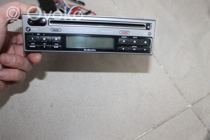 Subaru Forester SG Panel / Radioodtwarzacz CD/DVD/GPS DC64392FC