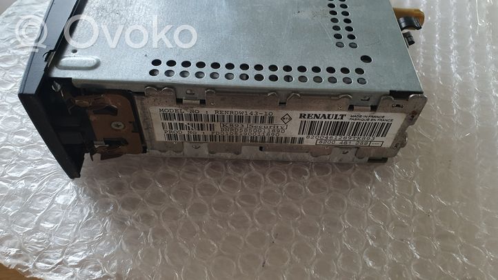 Renault Megane II Radio/CD/DVD/GPS-pääyksikkö 8200461289