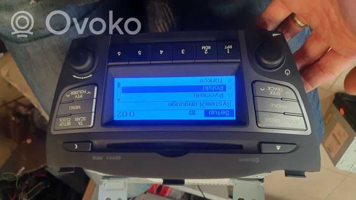 Hyundai ix35 Radio/CD/DVD/GPS head unit 961502Y010TJN