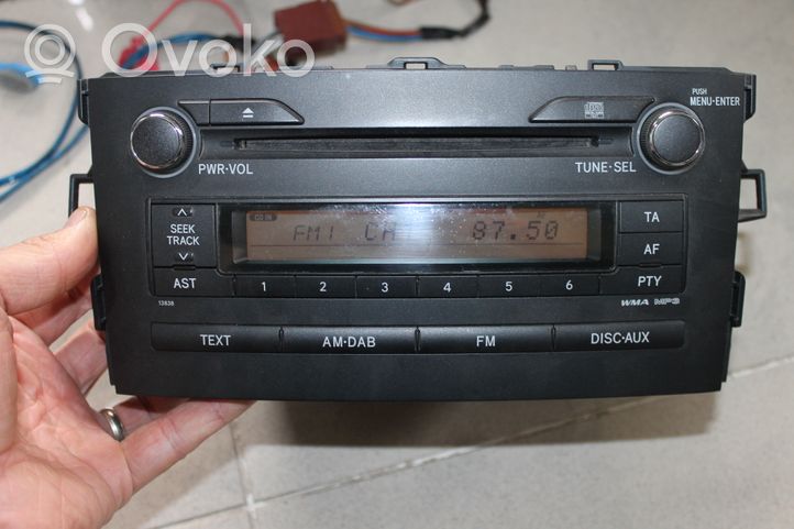 Toyota Auris 150 Panel / Radioodtwarzacz CD/DVD/GPS 8612002A50