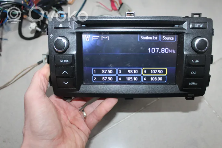 Toyota Auris E180 Radio/CD/DVD/GPS-pääyksikkö 8614002030