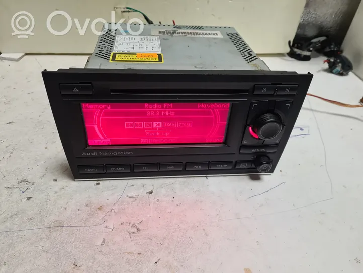 Audi A4 S4 B7 8E 8H Unità principale autoradio/CD/DVD/GPS 8E0035192S