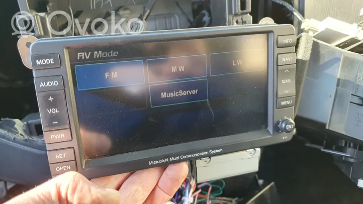 Mitsubishi Outlander Радио/ проигрыватель CD/DVD / навигация 8750A070