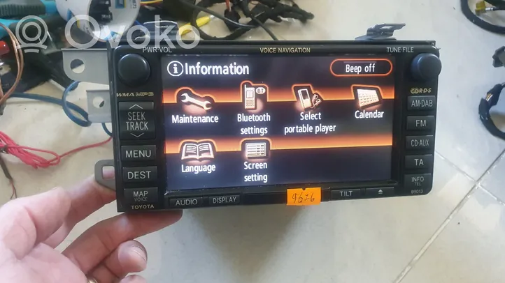 Toyota RAV 4 (XA30) Panel / Radioodtwarzacz CD/DVD/GPS 8612020A90