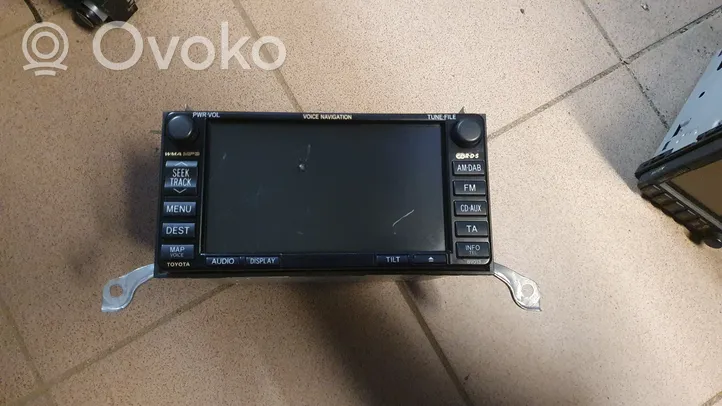 Toyota Avensis T270 Panel / Radioodtwarzacz CD/DVD/GPS 8612020A90