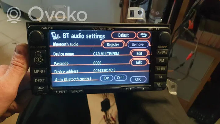 Toyota Avensis T270 Panel / Radioodtwarzacz CD/DVD/GPS 8612020A90