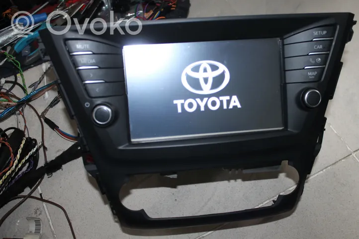 Toyota Avensis T270 Radio/CD/DVD/GPS-pääyksikkö 8614005200