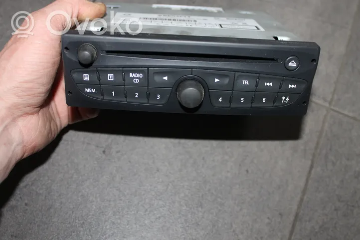 Renault Trafic II (X83) Radio/CD/DVD/GPS-pääyksikkö 281152957R