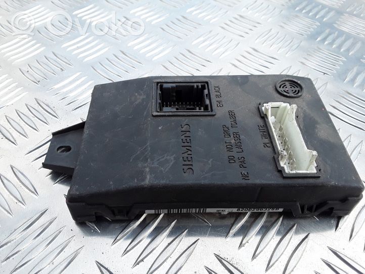 Renault Logan I Module confort 820296328B