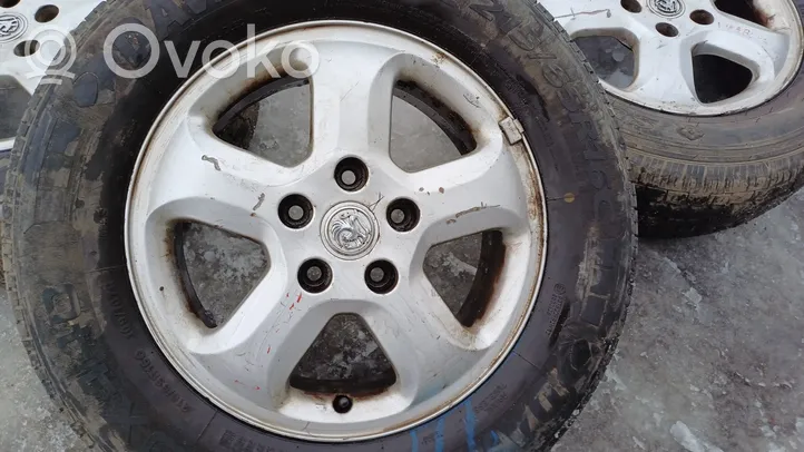 Opel Vivaro R16 alloy rim 8200709828