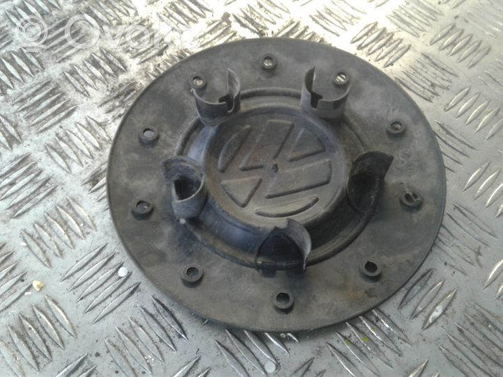 Volkswagen Transporter - Caravelle T5 R15 wheel hub/cap/trim 7H0601151