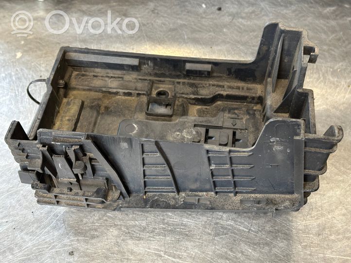 Peugeot 208 Support boîte de batterie 9676054080