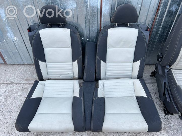 Volvo C30 Seat set 