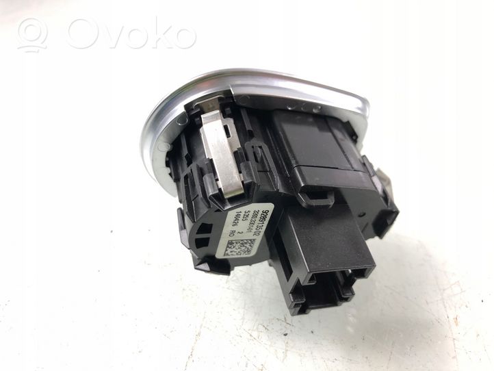 BMW 2 F46 Bouton poussoir de démarrage du moteur 9289135