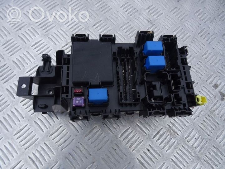 Nissan Pixo Module de fusibles 3677068K0