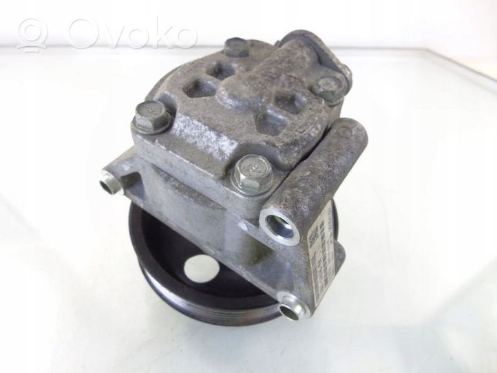 Volvo V70 Support de pompe de direction assistée 7G913A696HA