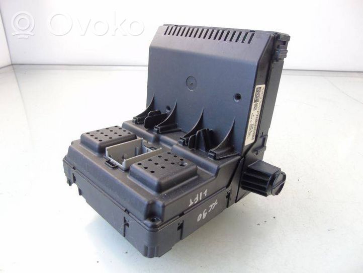 Volvo XC90 Module de fusibles 30786890