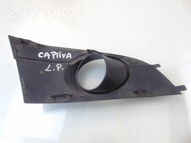 Chevrolet Captiva Priešrūkinio žibinto apdaila/ grotelės 96945179