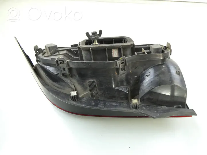 Volkswagen Up Lampa tylna 1S0945095G