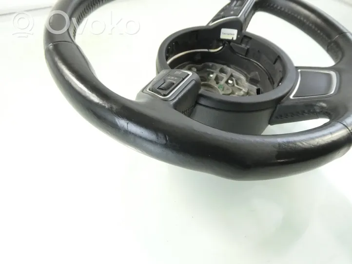 Audi A1 Steering wheel 