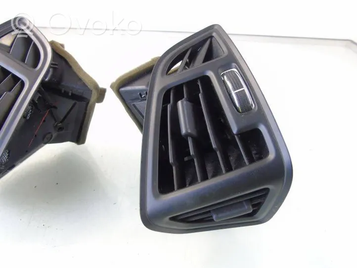 Ford Grand C-MAX Copertura griglia di ventilazione laterale cruscotto 