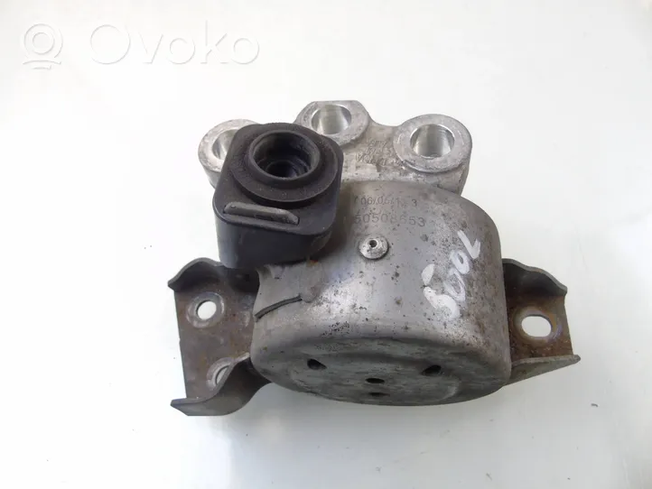 Fiat 500L Support de moteur, coussinet 50508653