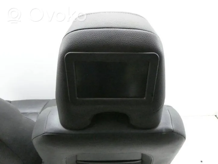 Volvo V70 Set di rivestimento sedili e portiere 