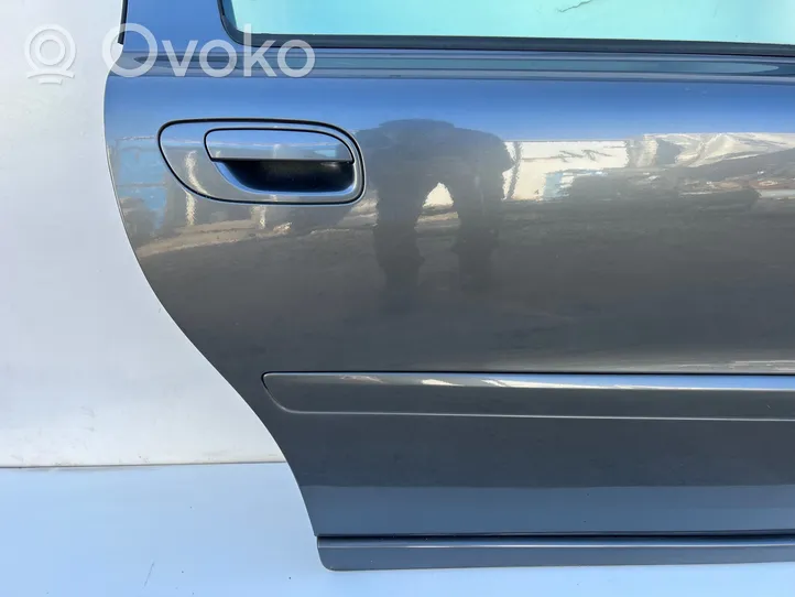 Volvo V70 Galinės durys 