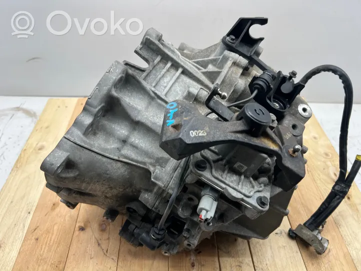 Volvo V40 Manual 6 speed gearbox GU1R7002HEB