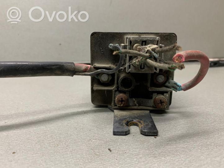 Volvo 740 Glow plug pre-heat relay 1363438