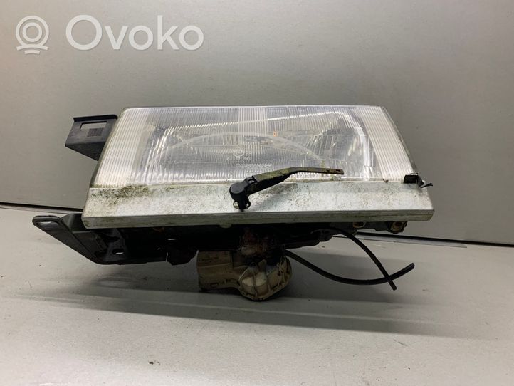 Volvo 740 Lampa przednia 1358944