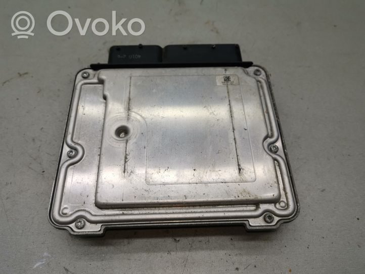 Opel Insignia A Calculateur moteur ECU 0281017105