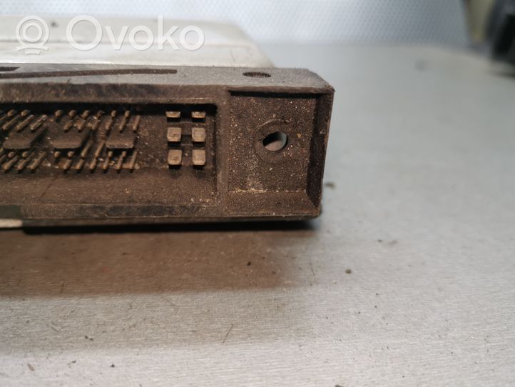 Volvo S60 Sterownik / Moduł ECU 0261207392