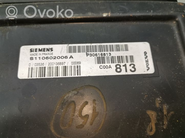 Volvo S40, V40 Calculateur moteur ECU 30616813
