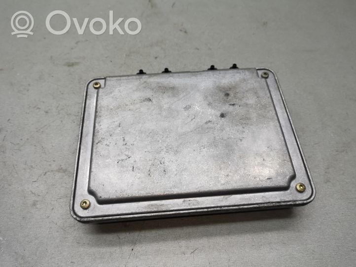 Volkswagen PASSAT B5 Sterownik / Moduł ECU 038906018P