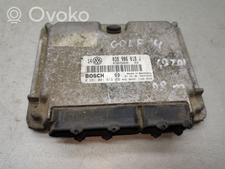 Volkswagen Golf IV Sterownik / Moduł ECU 038906018J