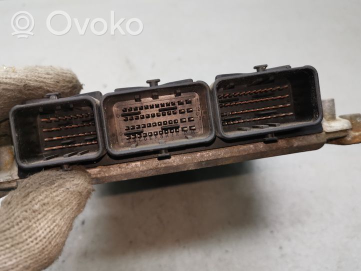 Renault Laguna II Sterownik / Moduł ECU 0281011324